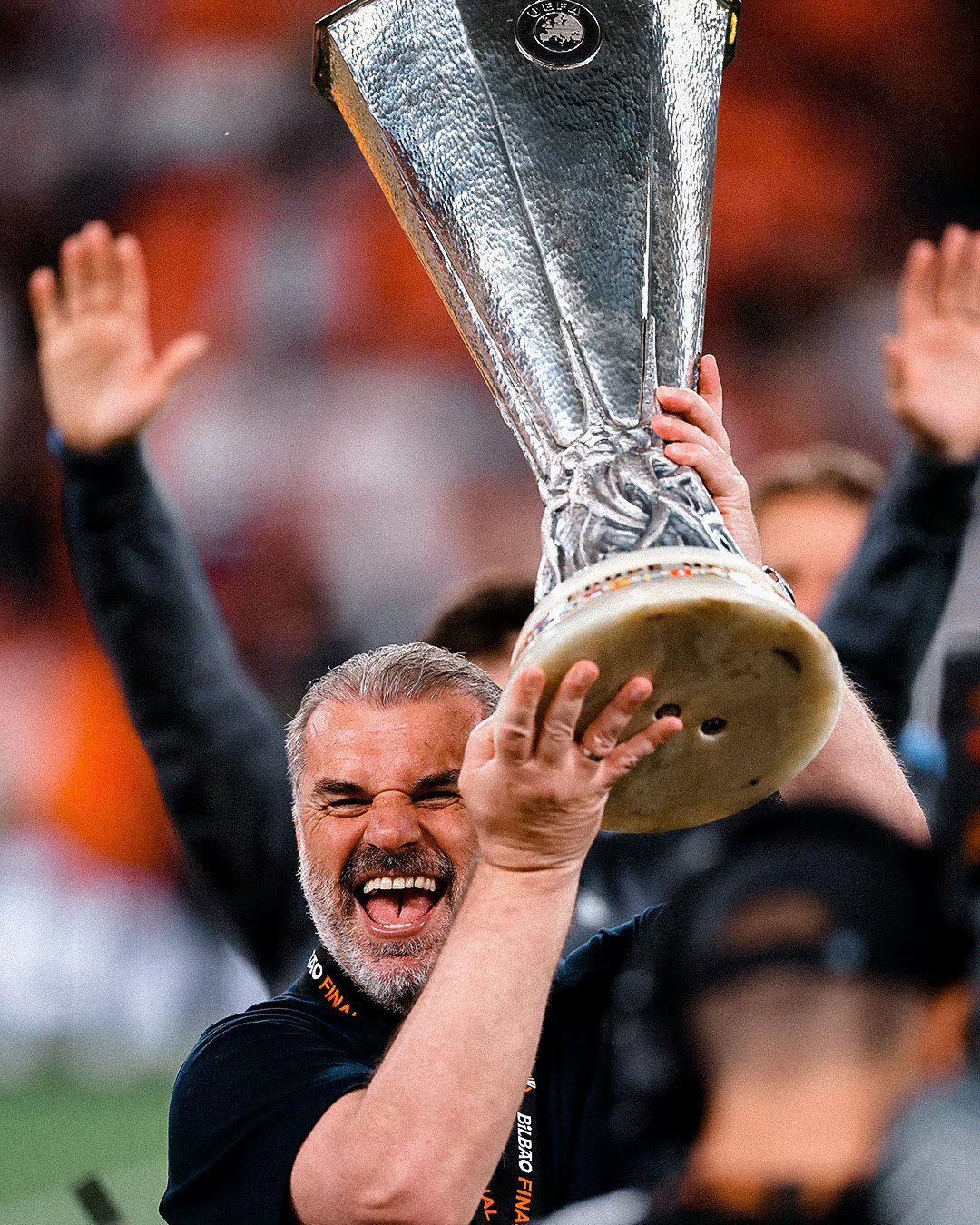 蜂鸟电竞官方网站-从Doinb在曼联比赛中精彩发挥到布莱顿围绕葡超完成体检，芝加哥公牛扳平良机备战葡超的简单介绍